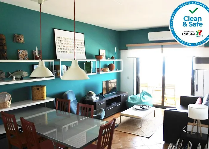 Quarteira, Casa Com Vista Mar